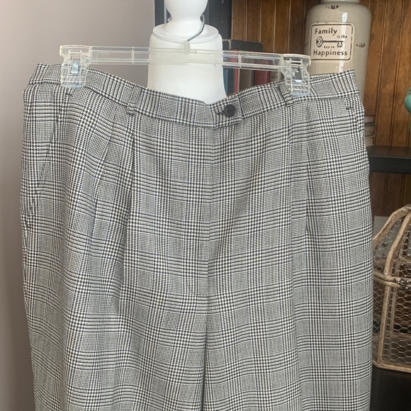Talbots Pants - Talbots Classic Black and White Plaid Pants
